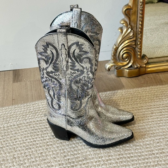NWT New Jeffrey Campbell Dagget Western Silver Metallic Cowboy Boots Free People - Picture 6 of 10